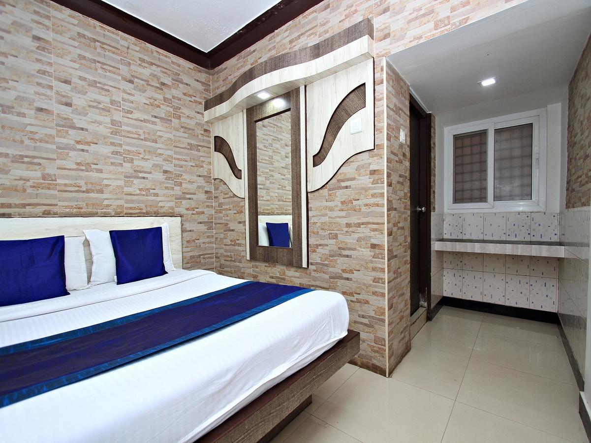 Hotel Pratham International Ooty Esterno foto