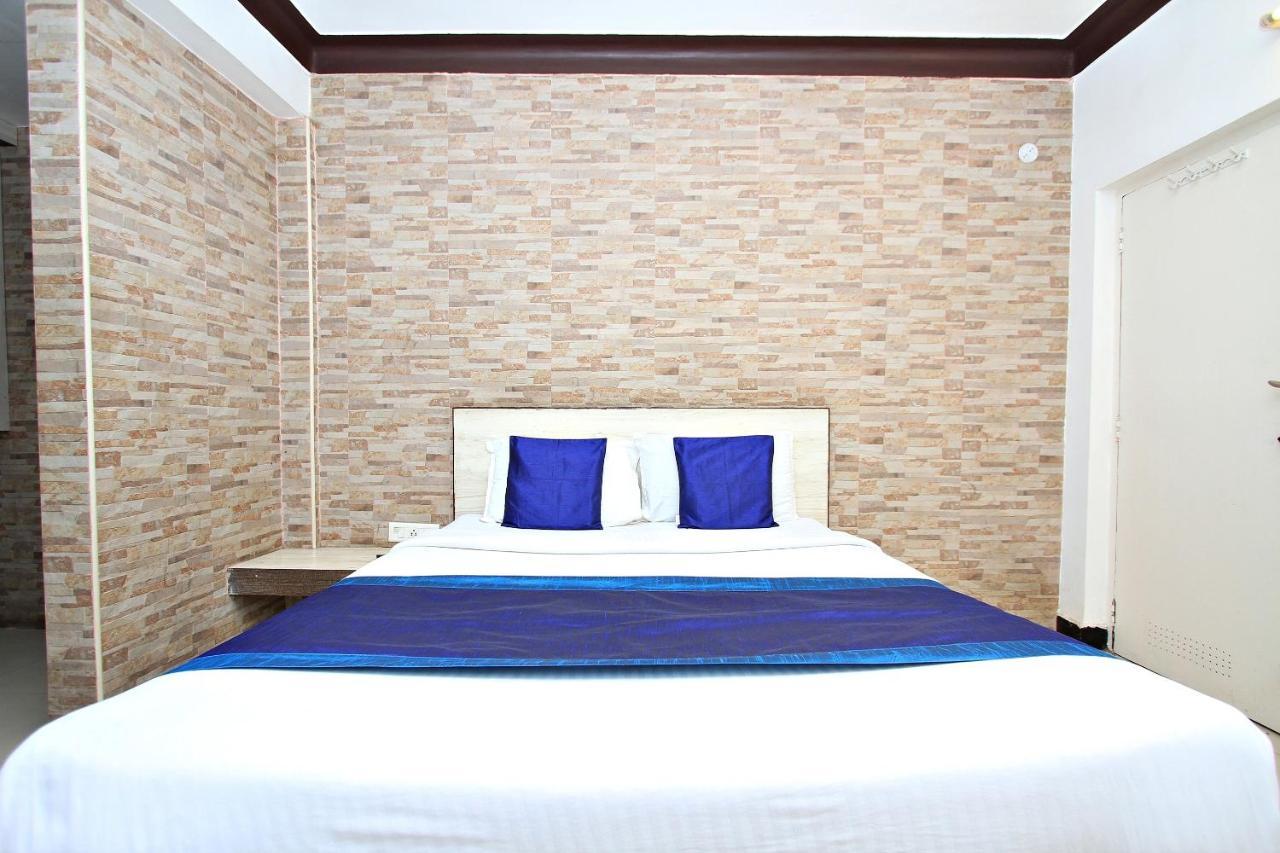 Hotel Pratham International Ooty Esterno foto